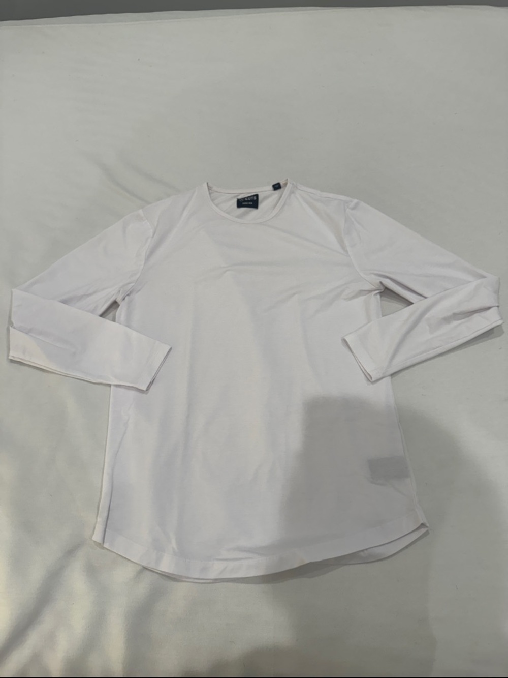 Cuts Clothing White Long-Sleeve Crew Neck Shirt